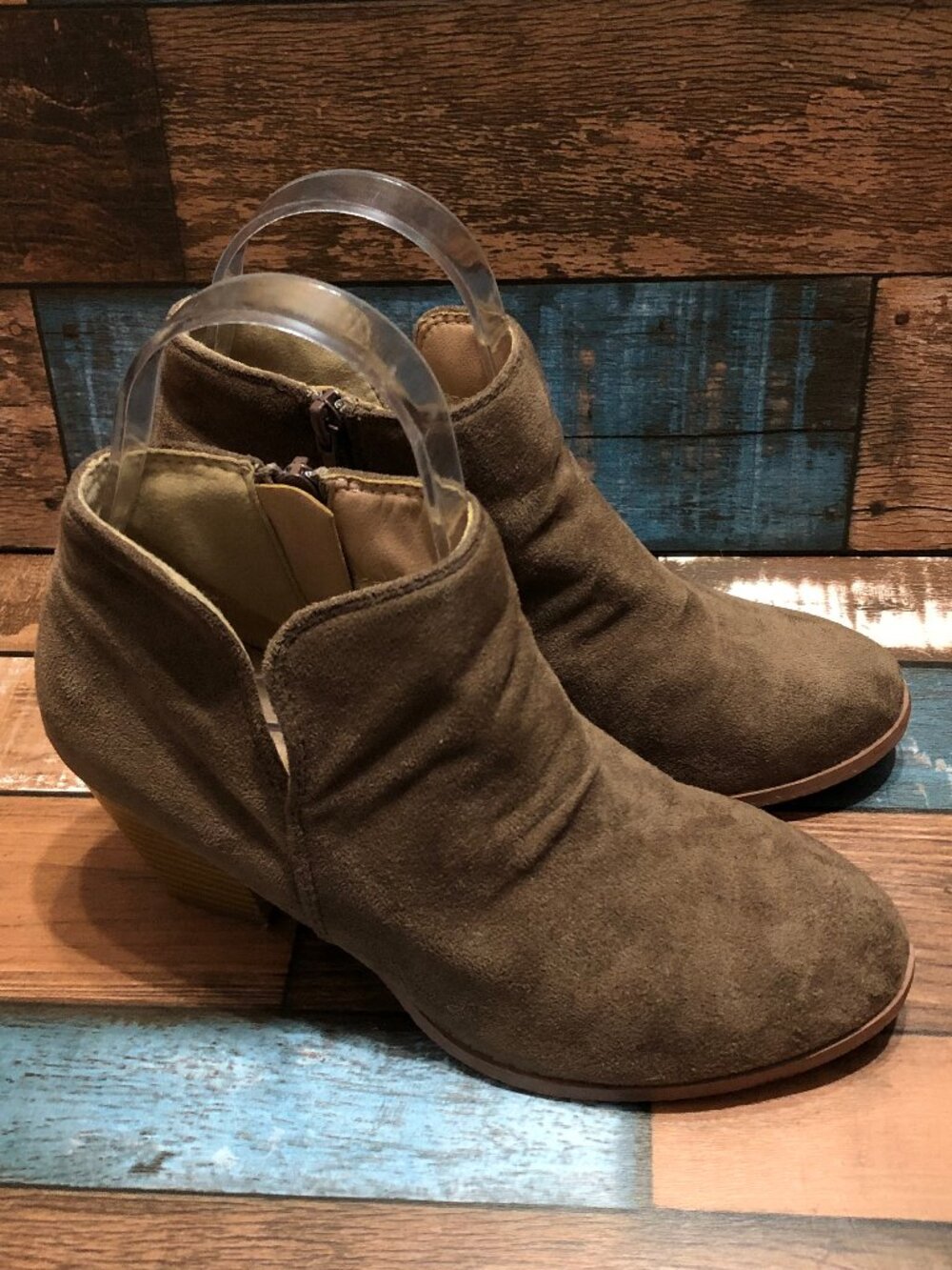 Women's Heeled Booties Zip Up Brown Faux Suede Size 6